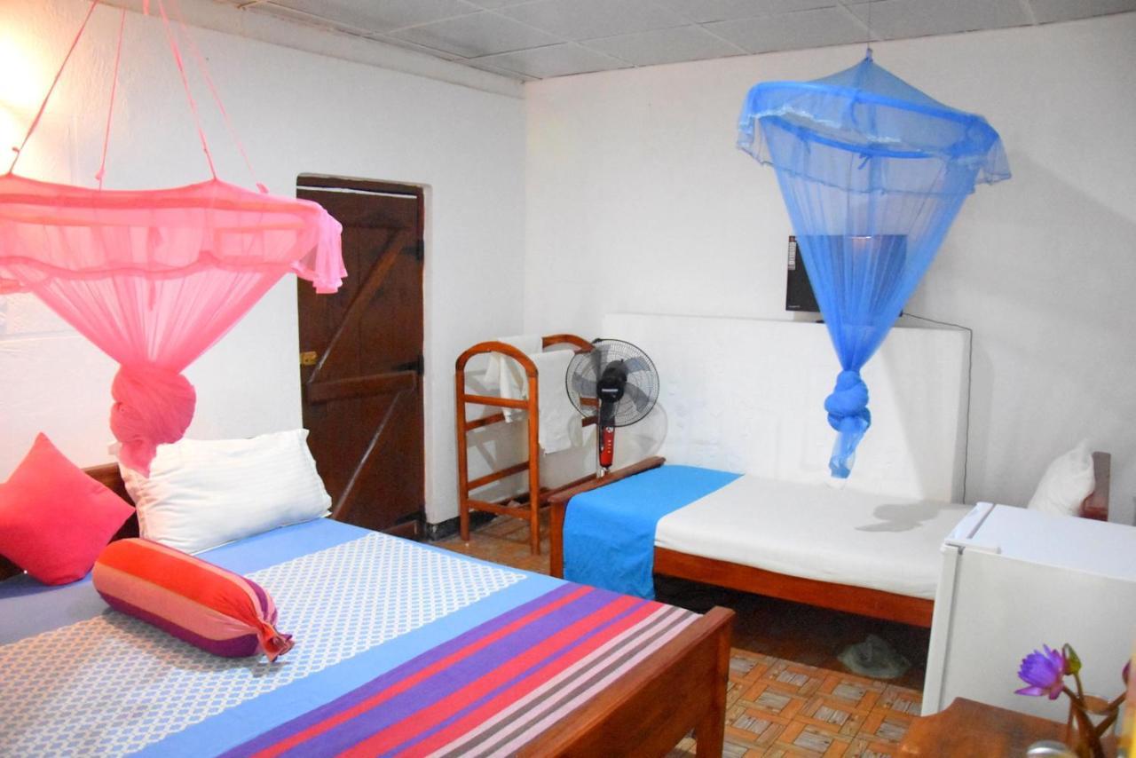 S P City Resort Анурадхапура Екстериор снимка
