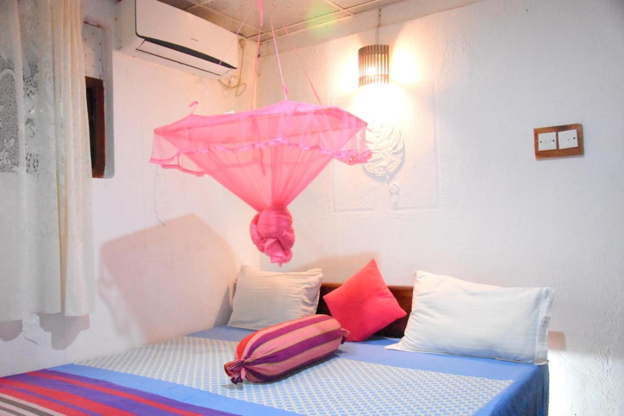 S P City Resort Анурадхапура Екстериор снимка
