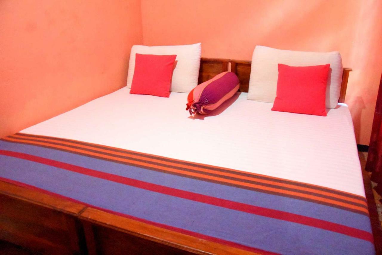 S P City Resort Анурадхапура Екстериор снимка