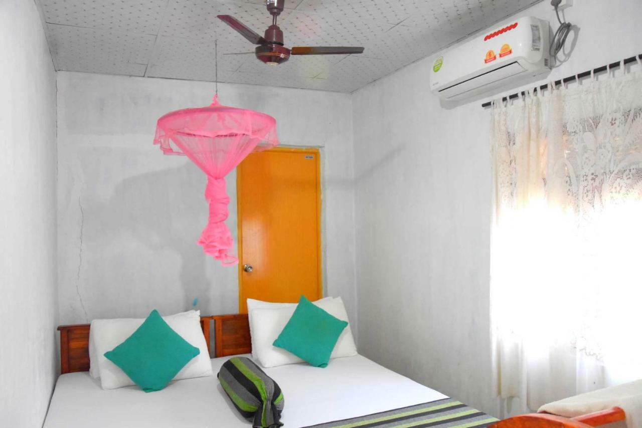 S P City Resort Анурадхапура Екстериор снимка